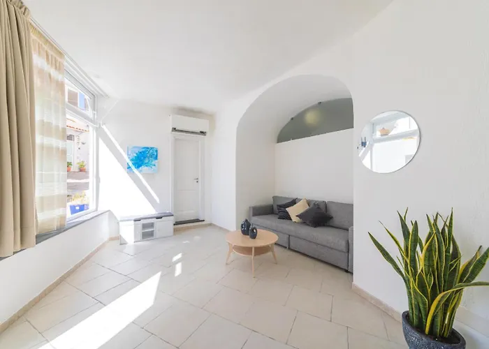 O'vascio Sant'angelo Apartment *